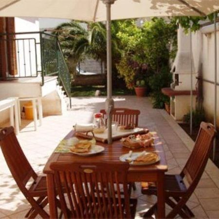 Residenza Del Sole Bed & Breakfast Surbo Екстериор снимка