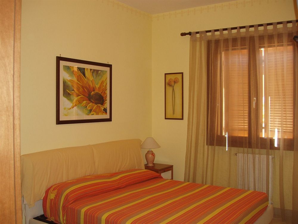 Residenza Del Sole Bed & Breakfast Surbo Екстериор снимка