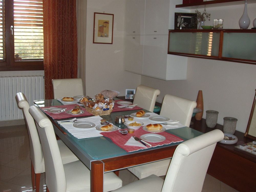 Residenza Del Sole Bed & Breakfast Surbo Екстериор снимка